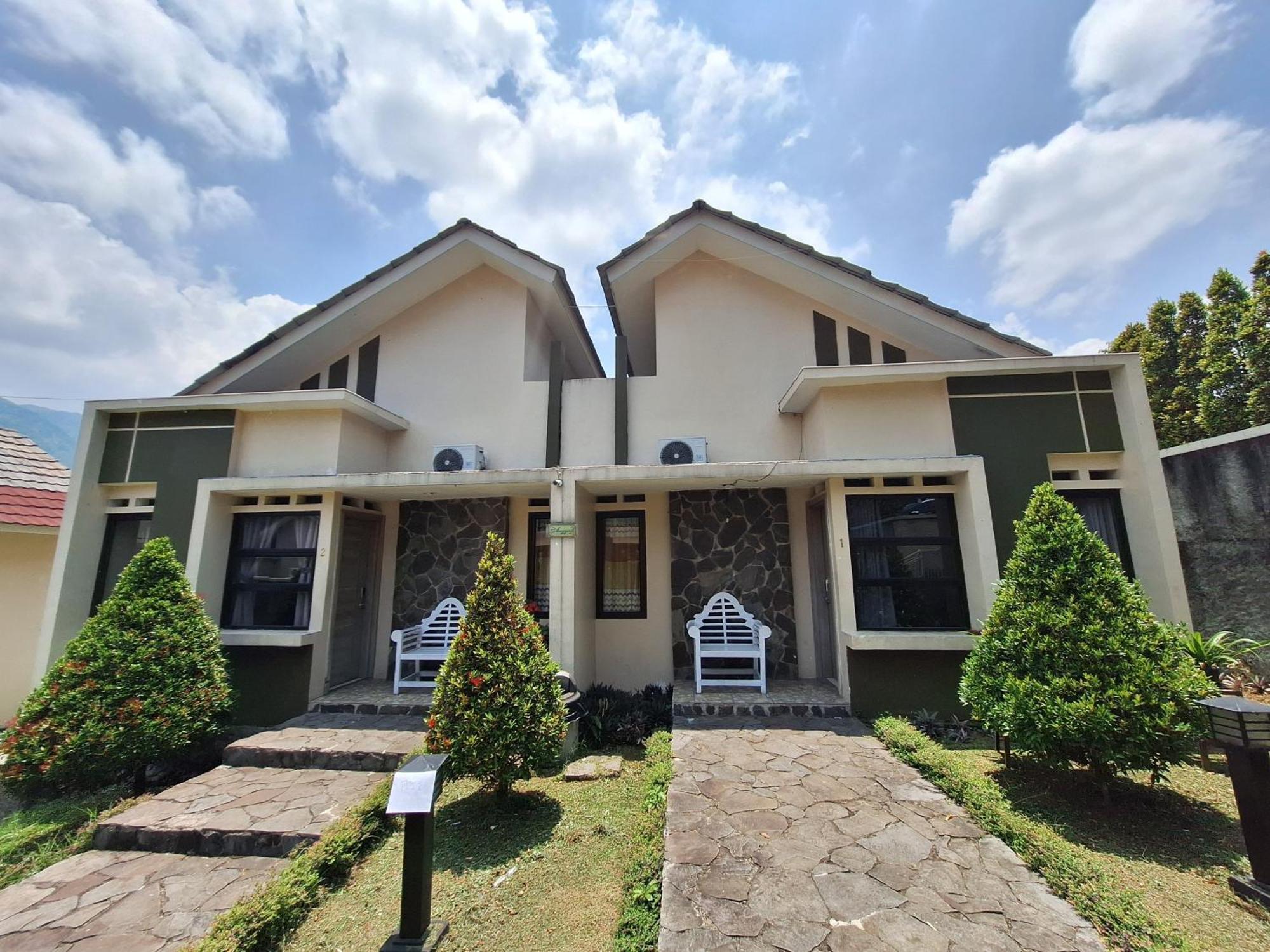 Urbanview Hotel Inkoppabri Cisarua Puncak Extérieur photo