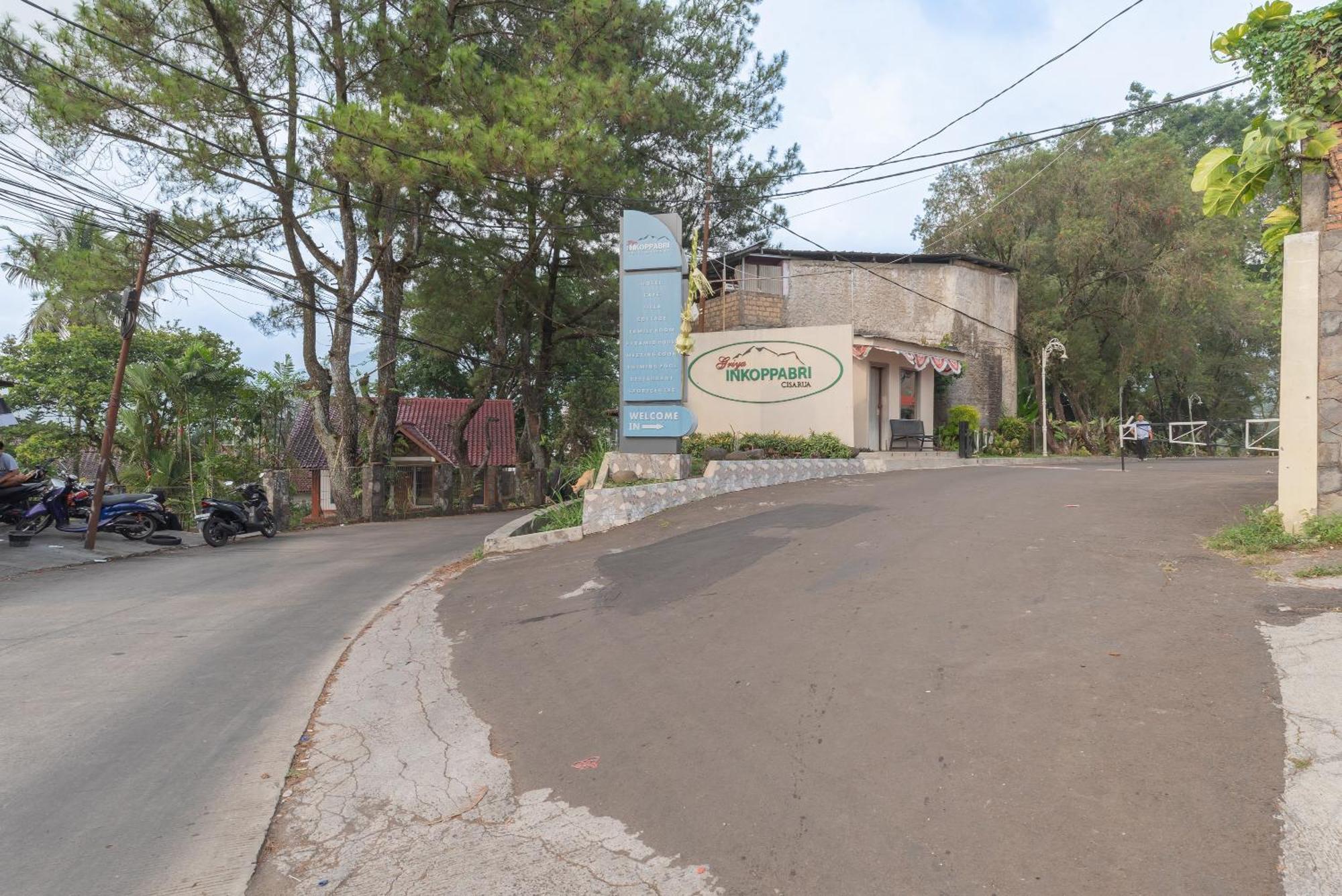 Urbanview Hotel Inkoppabri Cisarua Puncak Extérieur photo
